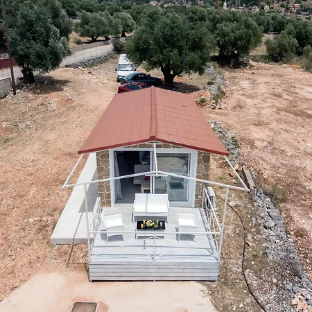 بيت للعطل Faraklata Cottages